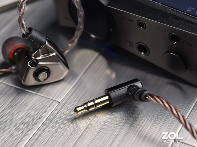 「有料评测」达音科Titan S耳塞评测：399元内卷之王