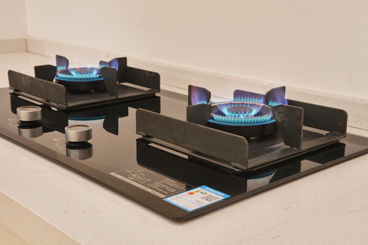 适合爆炒的烟灶CP：华帝智能烟灶套装使用体验