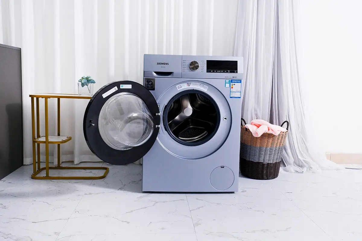 一顿饭的功夫穿上干衣服，西门子洗烘一体机测评