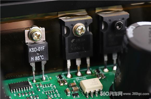 HiVi-Swans惠威EA-800单声道功放 小体积易安装给低音添把火