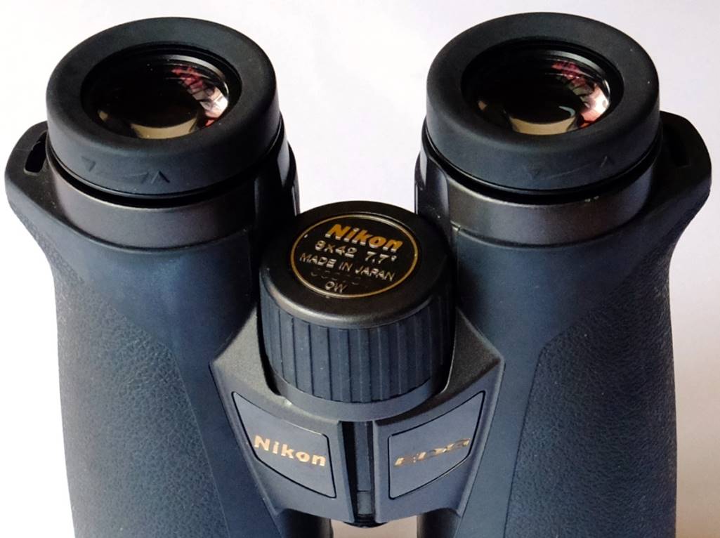 尼康 EDG 8x42望远镜评测