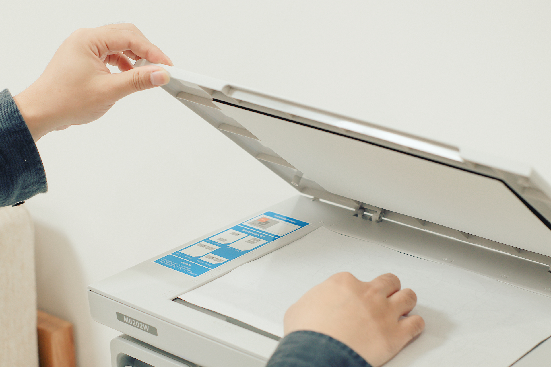 宅家办公超强辅助：一机多用的奔图M6202W打印机体验