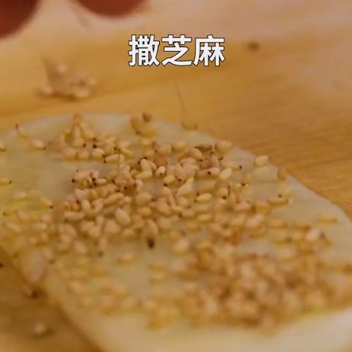 想吃烧饼不用买，在家就能做，层层分明，酥脆掉渣，成本不到5毛