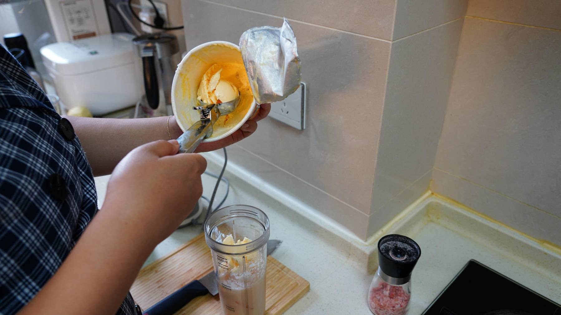 清凉初夏之饮品DIY，榨汁机vs榨汁杯，使用横评及心得分享