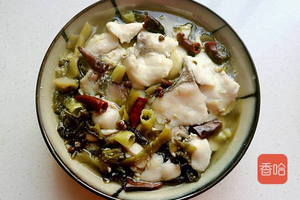 教你在家做酸菜鱼，酸菜开胃，鱼肉嫩滑，跟饭店做的一样好吃