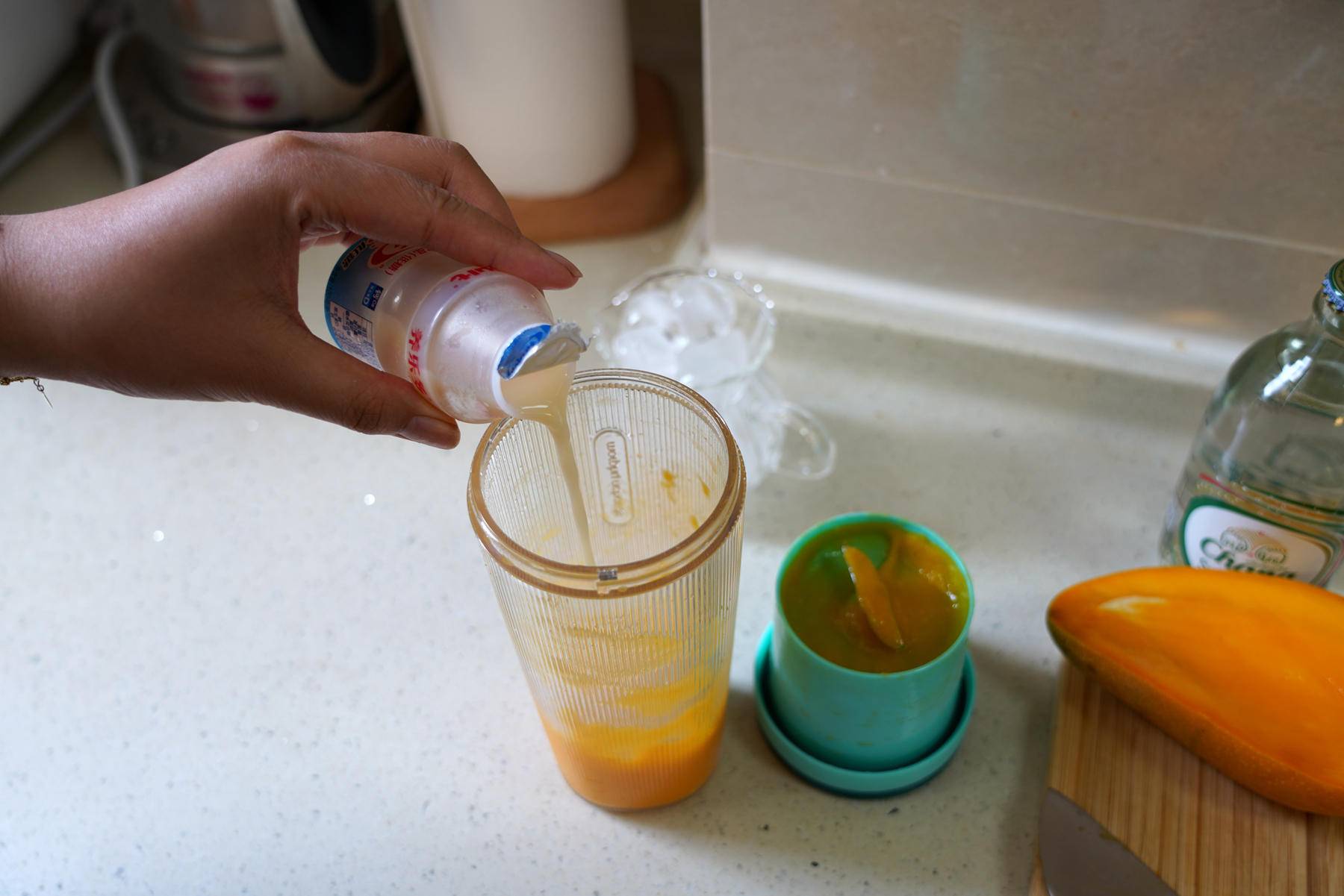 清凉初夏之饮品DIY，榨汁机vs榨汁杯，使用横评及心得分享