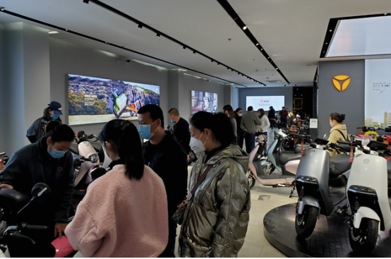 劲爆来袭，雅迪换电池，25元一只！仅3天