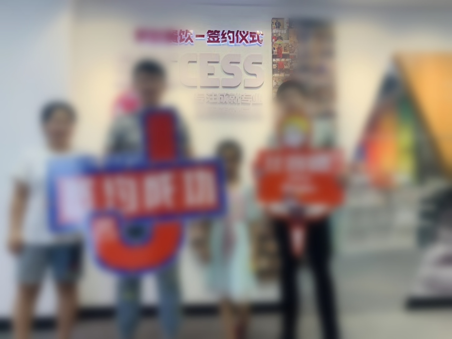 开一家汉堡炸鸡店大概需要投资多少钱