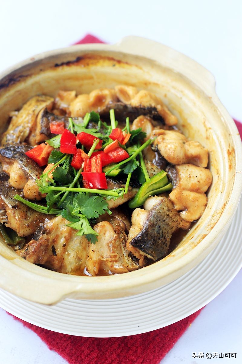 不煎不煮，不加一滴水，一锅焖出来，鱼肉嫩又鲜美，最适合新手做