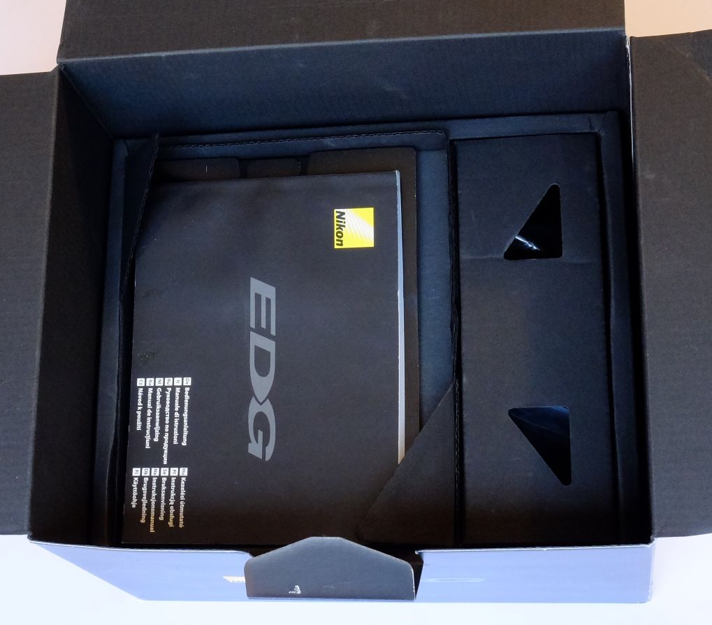 尼康 EDG 8x42望远镜评测