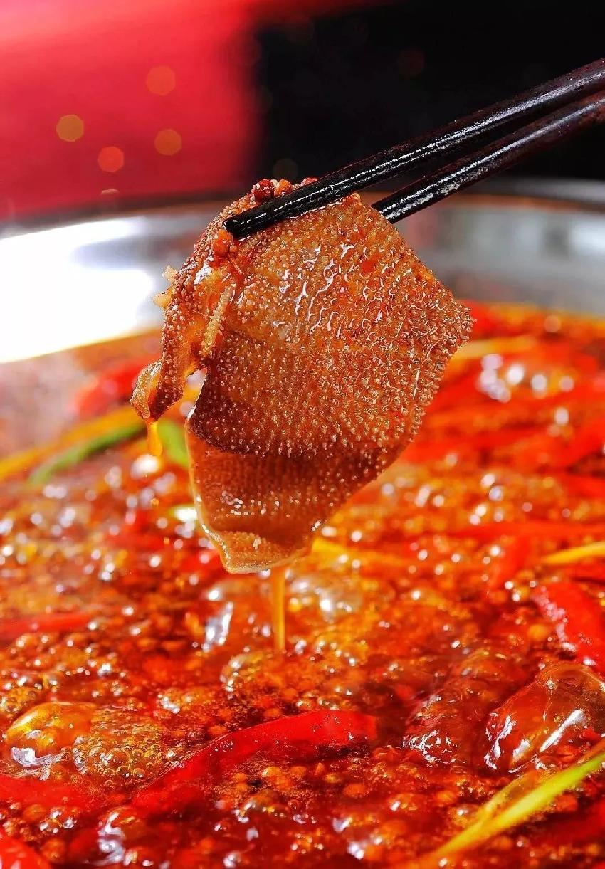 20岁火锅品牌越活越年轻，它的秘诀只有4个字