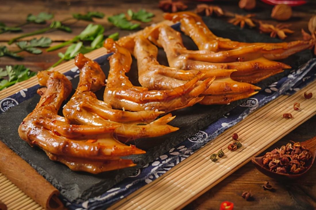 “百年老卤水”为何不变质还更香呢？原来有这么多门道，长见识了