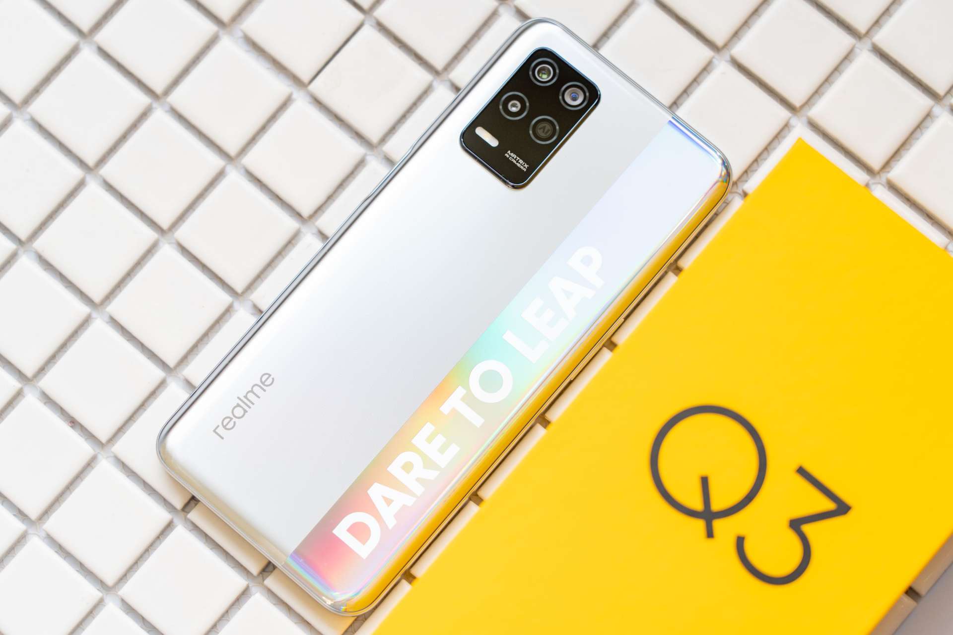 好手机的入手门槛都太高？这四款机型诠释何为“好用不贵”