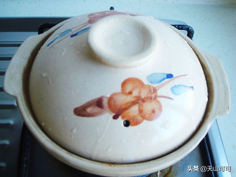 不煎不煮，不加一滴水，一锅焖出来，鱼肉嫩又鲜美，最适合新手做