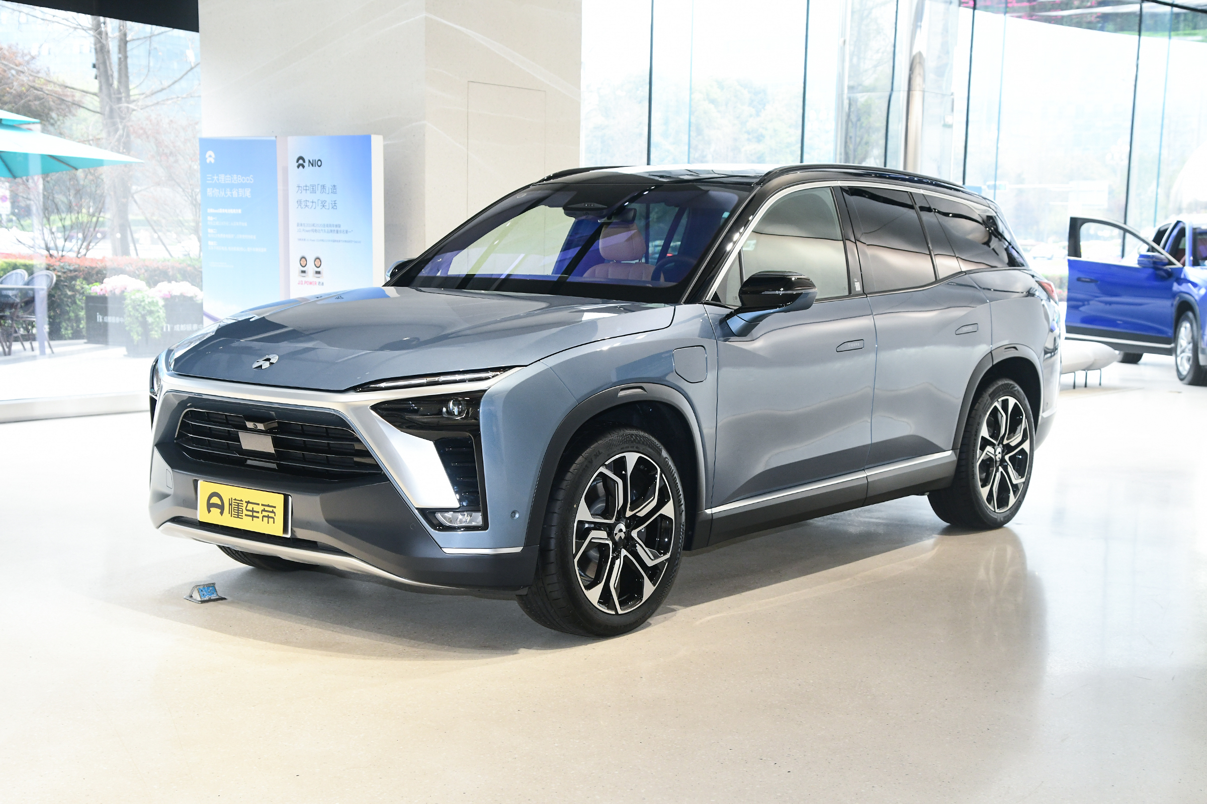 新车 | 预售43.97万元，凯迪拉克LYRIQ实车到店，今年交付