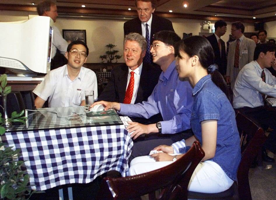 引美总统考察，开遍中国的暴利生意，为何会因两名中学生走向末路