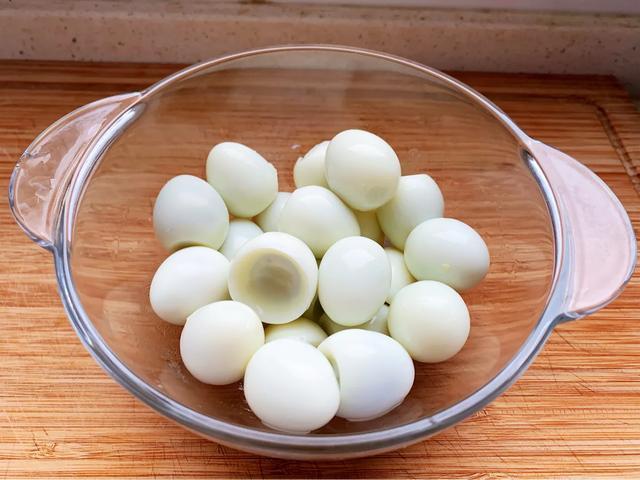 麻辣香锅在家做，有荤有素，麻辣鲜香，好吃还实惠