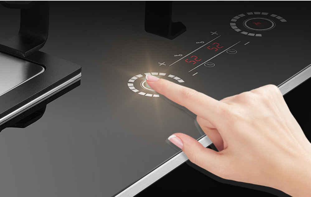 新装修的厨房，集成灶和烟灶套装哪个更适合你？看完就知道了