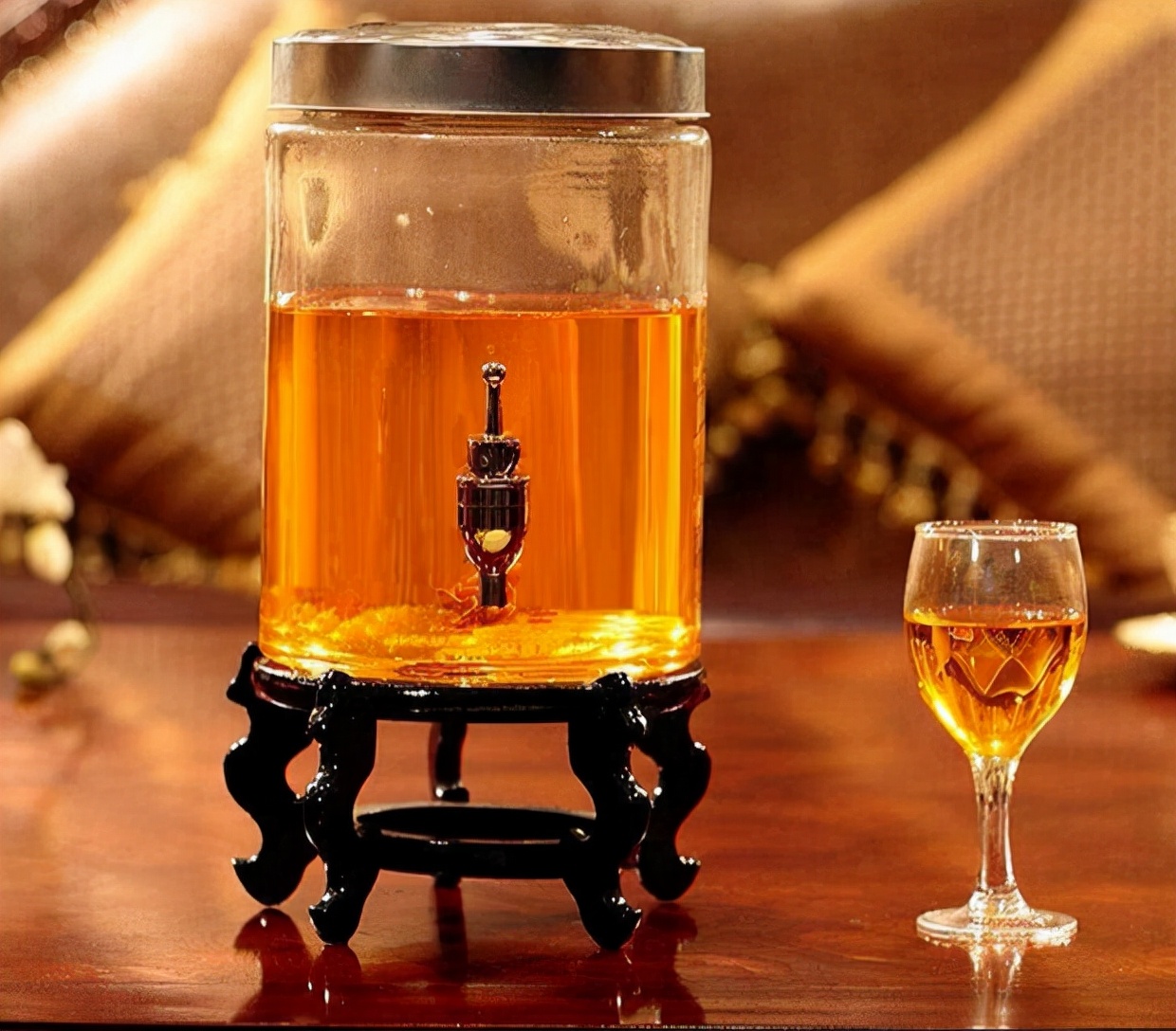 10多元一瓶的小劲酒备受追捧，北方这酒同样好喝却少有人问，尴尬