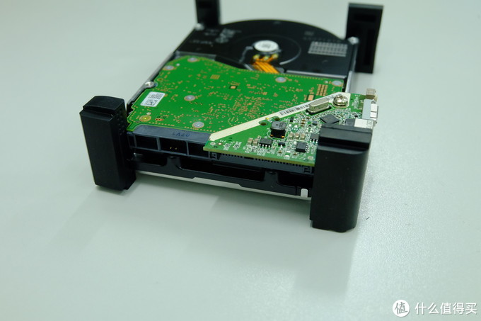 西部数据14TB移动硬盘晒单及拆解分析硬盘的磁记录方法