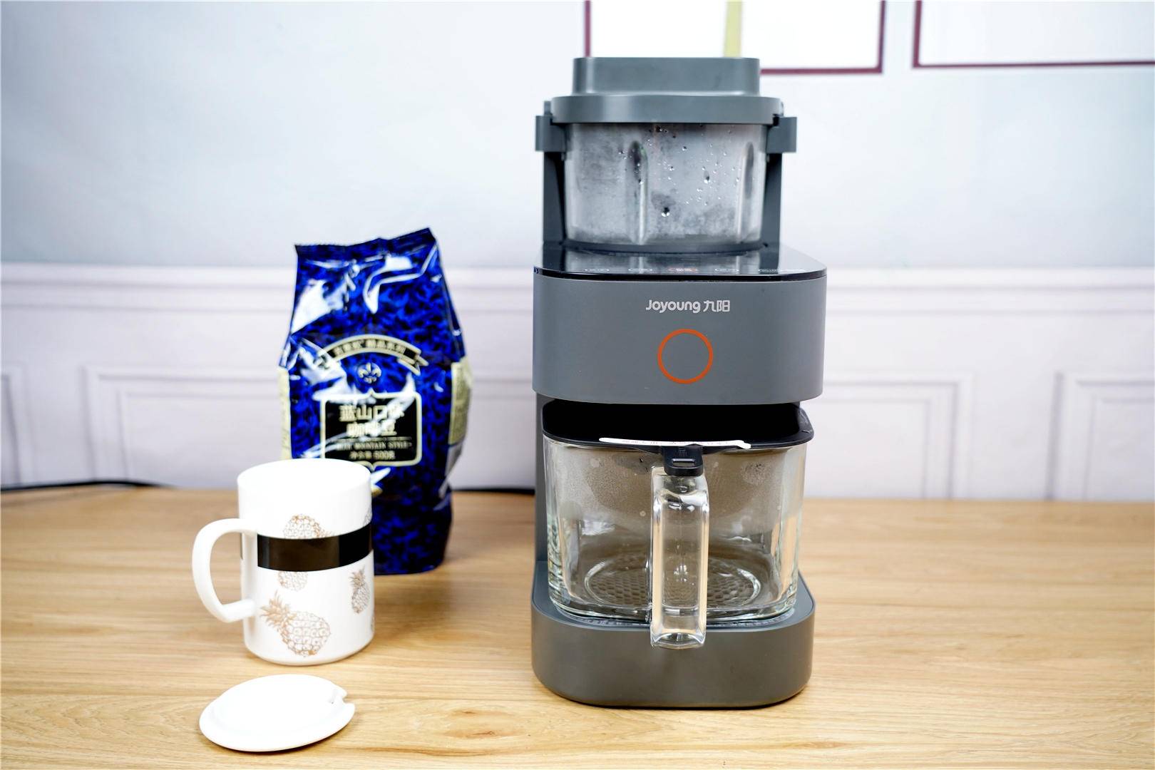 售价2399元，九阳上市破壁豆浆机一体机，而且还免手洗哦