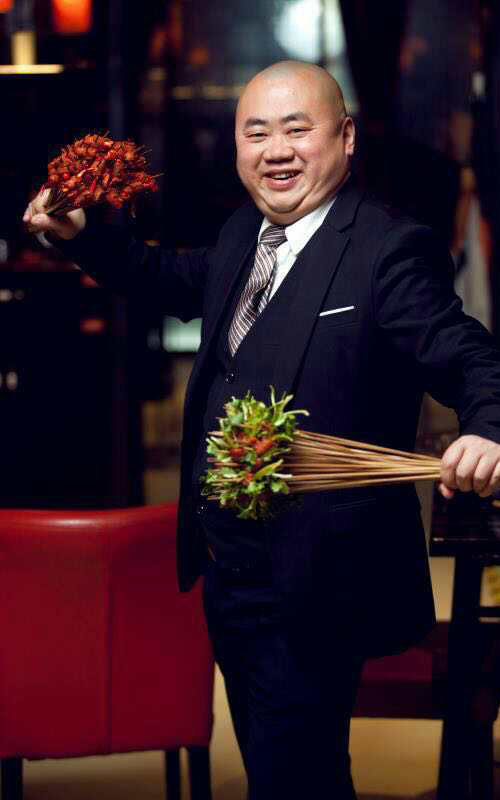 光头串烧周密：跨国加盟店铺管理促品牌成长，勤学习促品牌增值