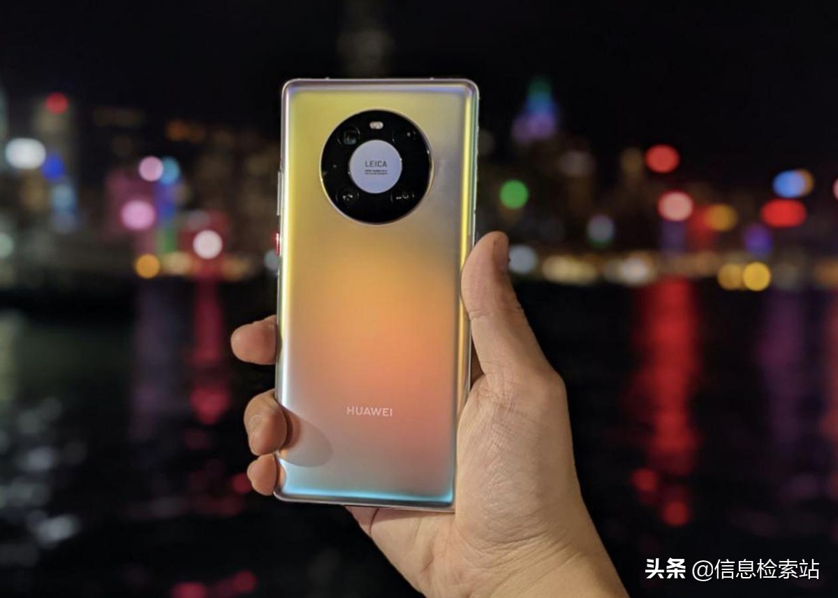 华为Mate 50已大规模量产，有天玑9000版本，花粉这下放心了