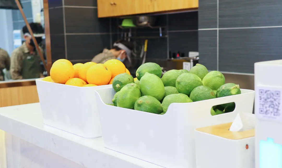 12㎡奶茶店年利润80万 独创泡茶技艺 察理王子如何破解“价格战”