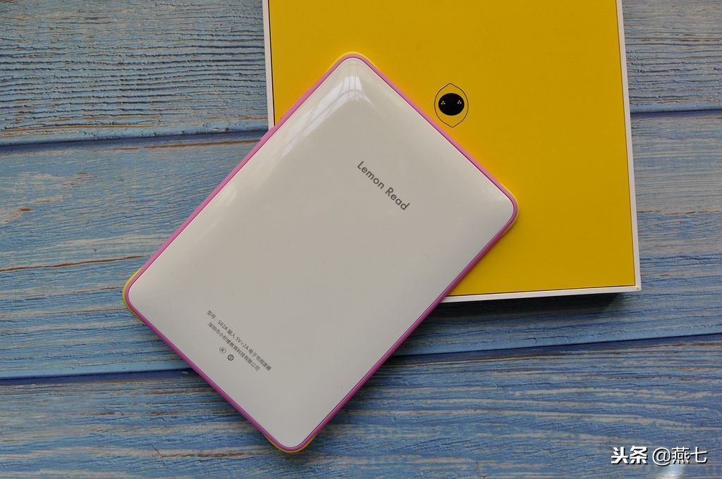 用安卓系统做电子阅读器，你还会拿Kindle盖泡面吗