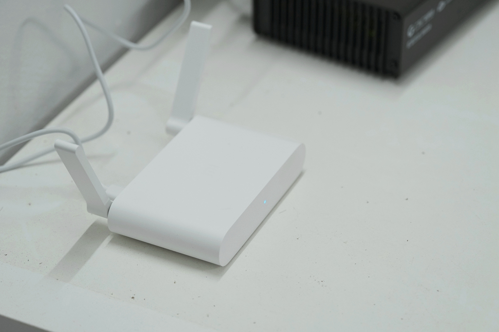 无需布线！小米首款室外无线摄像机全面评测：从未进家门就安防