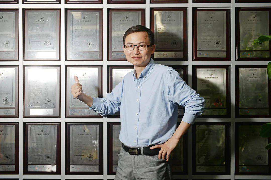 湖南益阳首富：学霸创业，打造高科技领先企业，身家350亿