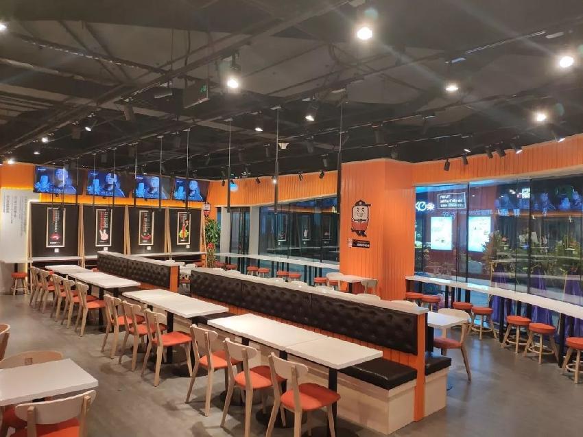 做不一样的麻辣烫，把店开遍全球，这个品牌底气在哪？