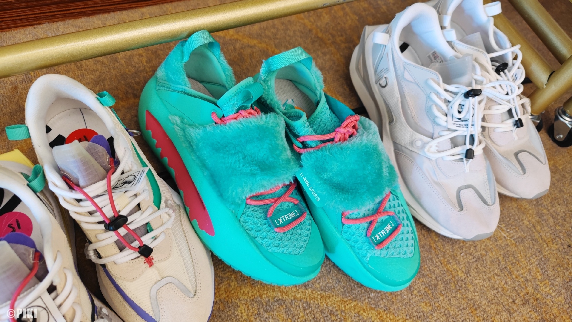 李宁又去走秀了！韦德9代休闲版曝光，烈骏6代来袭，产品很惊艳