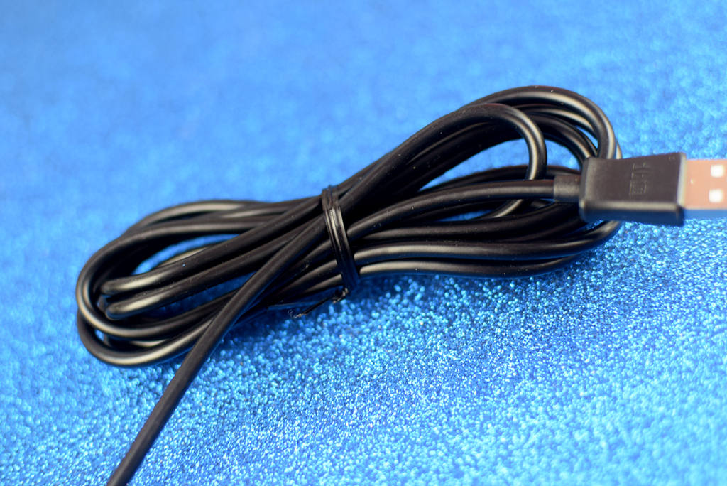 北通蝙蝠4游戏手柄评测：性价比超高的游戏手柄