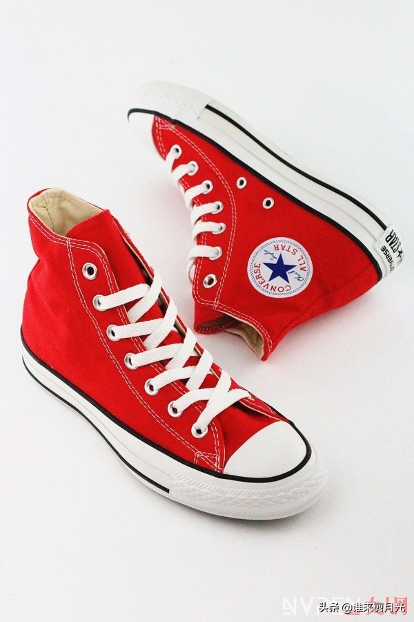 经典匡威帆布鞋多少钱