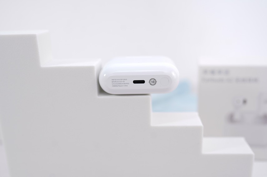 荣耀亲选Earbuds X2上手体验：半入耳很舒服