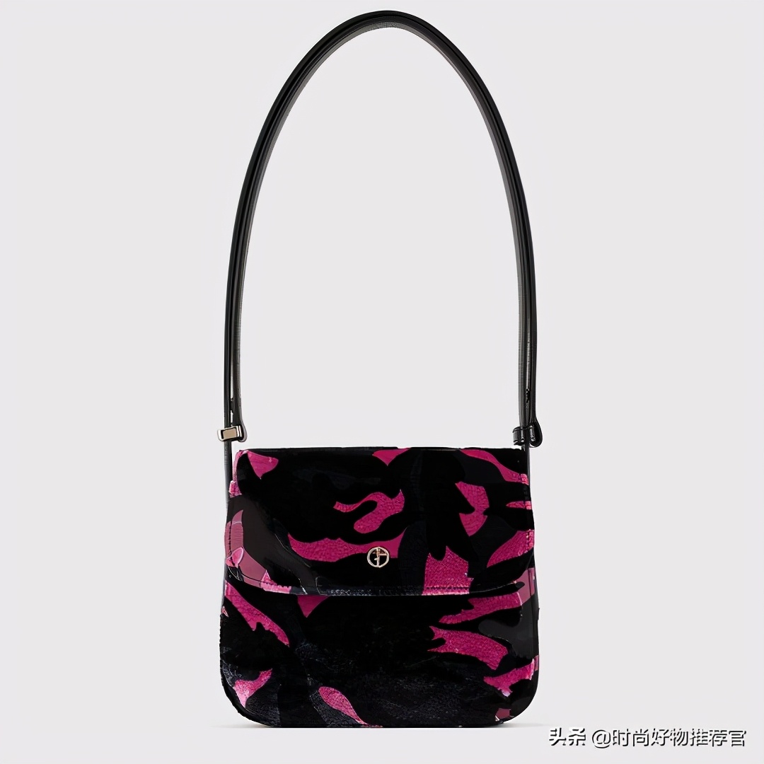 Armani新包 | 浪漫丁香紫、科幻镜面银、黑粉迷彩图案