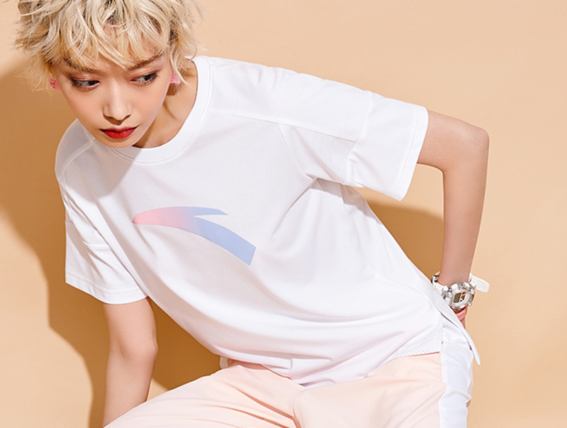 凹造型的T恤，在囤十件都不够