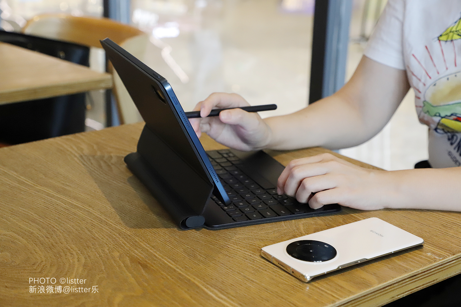 荣耀平板V7 Pro上手：易用性极佳的商务创造力工具