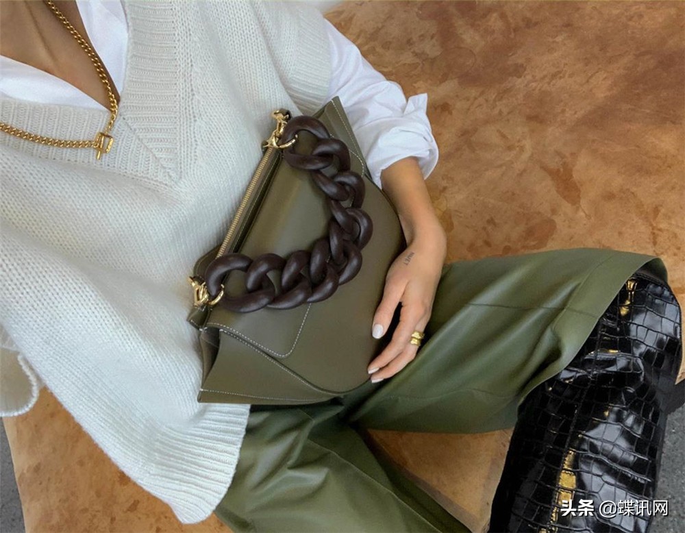 时髦精都选这几款皮衣，就挺好看的