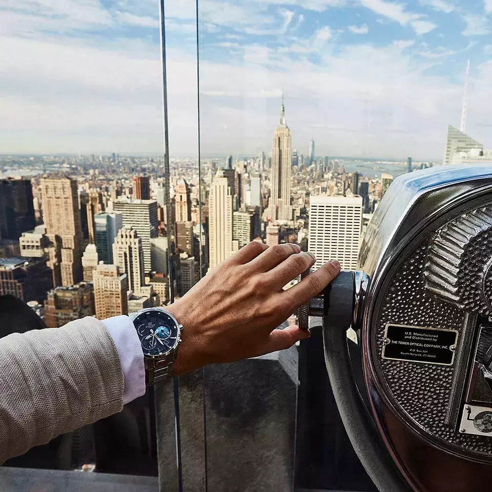 刚毕业想买个阿玛尼？1000多的价格随便买！