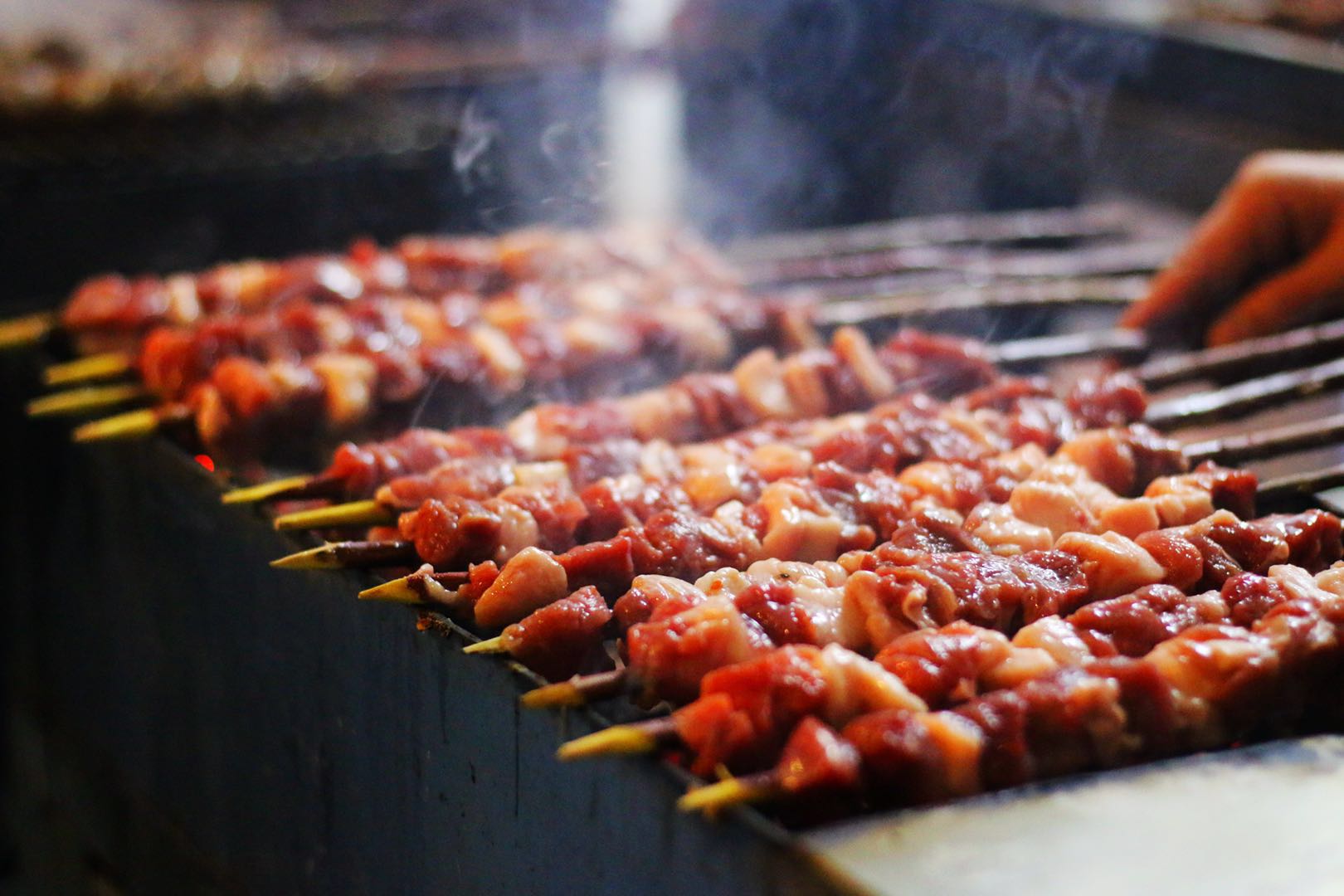 重庆大口吃肉餐馆排行榜：受气牛肉排第一