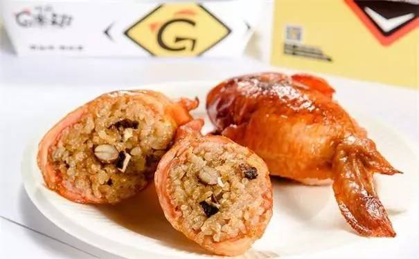 如何自己在家打造美味的鸡翅包饭？