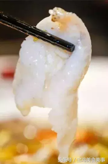 宝鸡轩苑世家步行街尾尾鲜酸菜鱼庆重阳，老人79折吃鱼