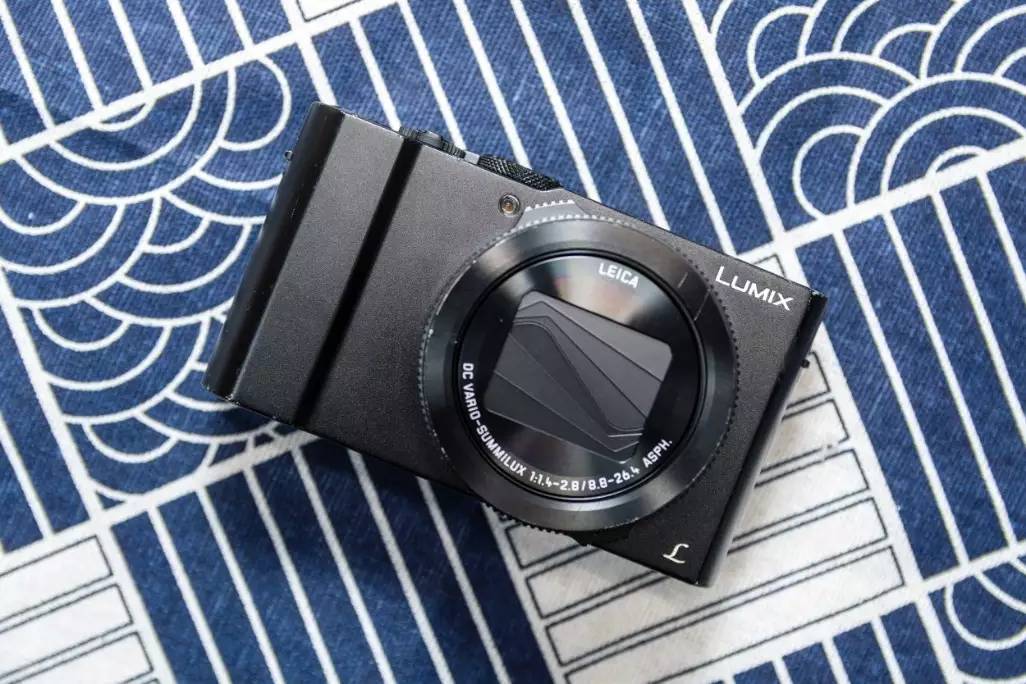 徕卡大光圈镜头配4K全家桶，松下LX10相机の详细测评