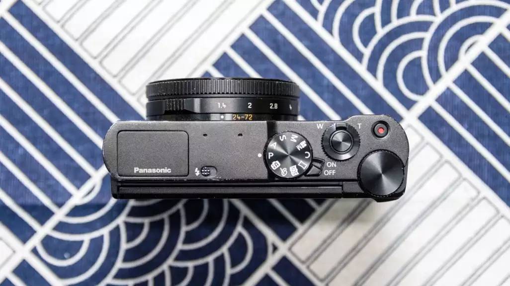 徕卡大光圈镜头配4K全家桶，松下LX10相机の详细测评