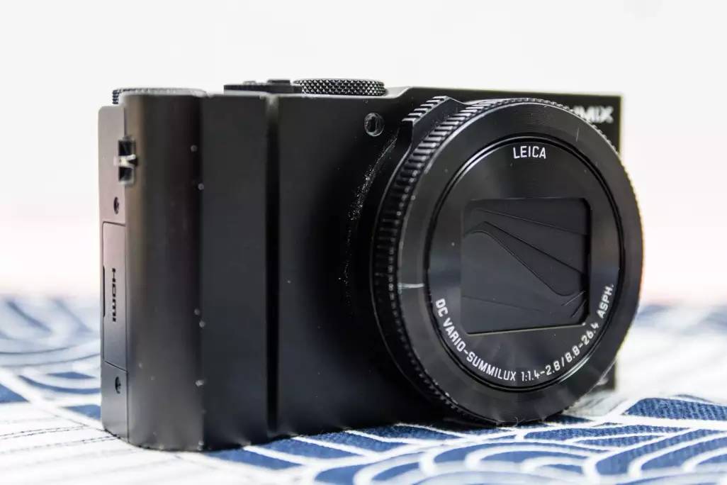 徕卡大光圈镜头配4K全家桶，松下LX10相机の详细测评