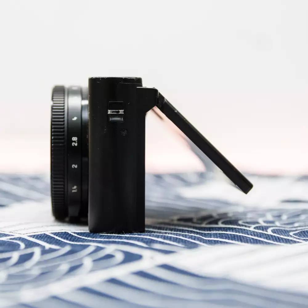 徕卡大光圈镜头配4K全家桶，松下LX10相机の详细测评