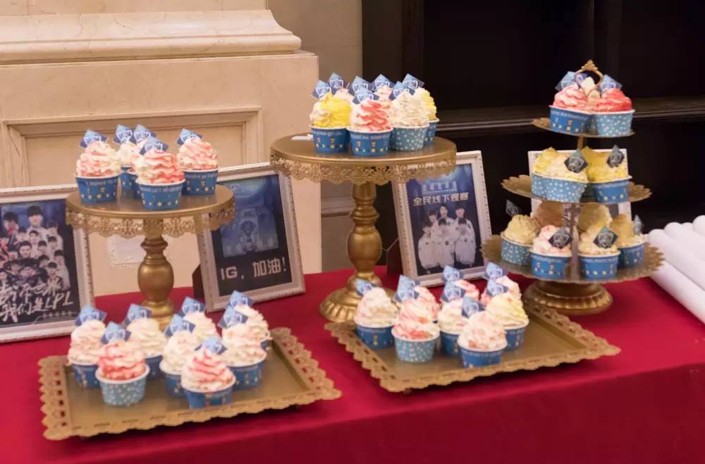 徕卡大光圈镜头配4K全家桶，松下LX10相机の详细测评