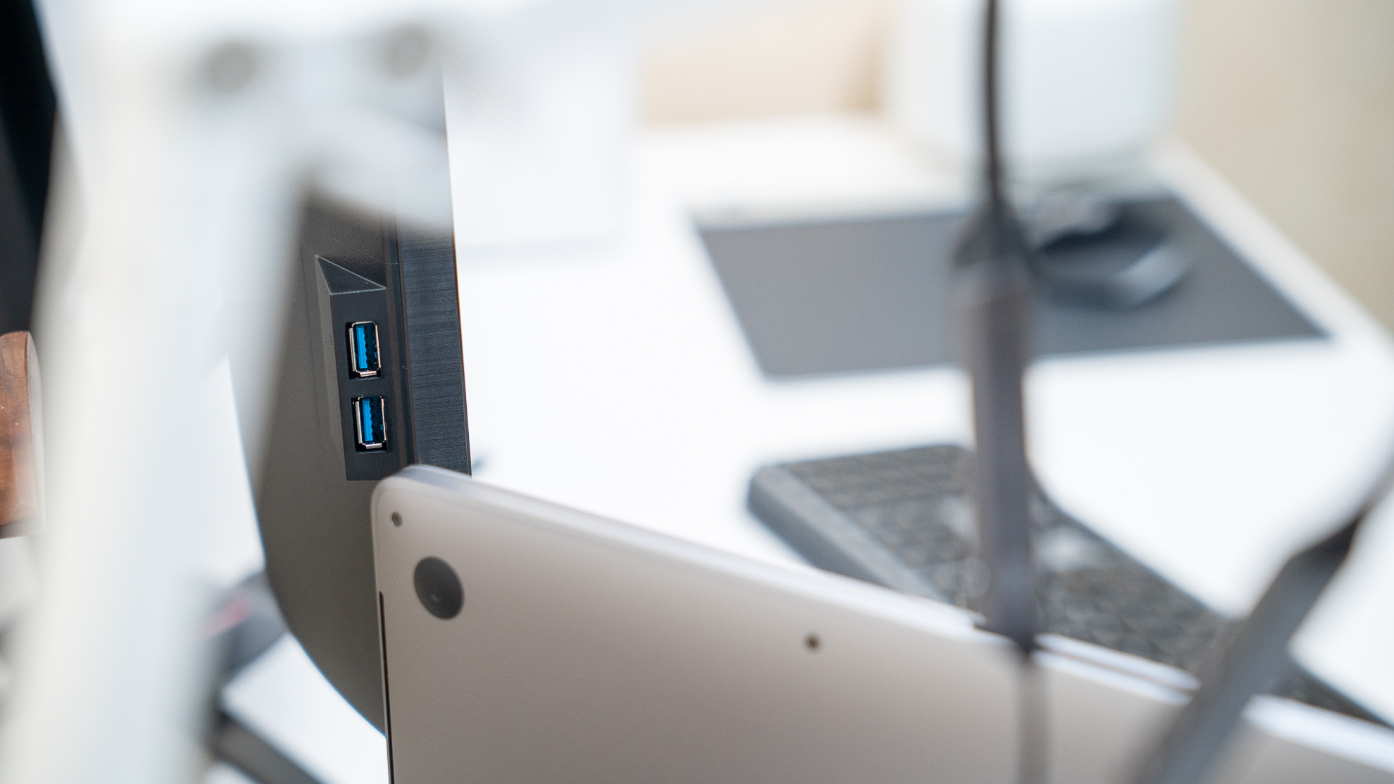 一台全面的4K 144Hz电竞显示器：宏碁掠夺者 XB283K测评分享